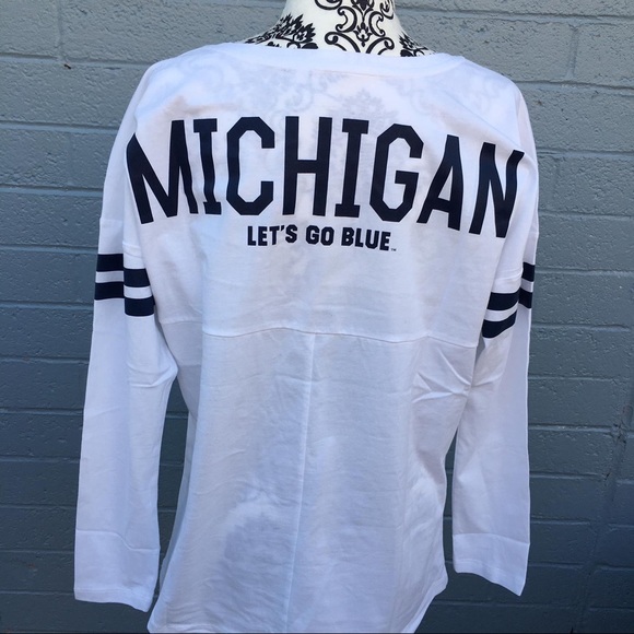 Nike Tops - Nike Michigan Official Long Sleeve Top NWT